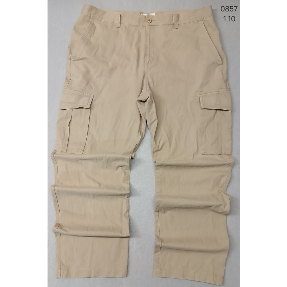 Old Navy (40x36) Men's Beige Straight Fit Khaki Cargo Pants